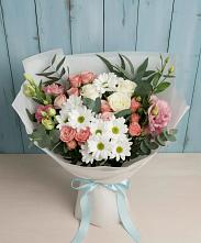 Букет цветов из:  Розы, Лизиантусы и Хризантемы в Архипо-Осиповка