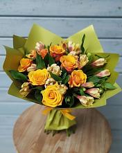 Букет цветов из:  Альстромерии и Розы в Архипо-Осиповка