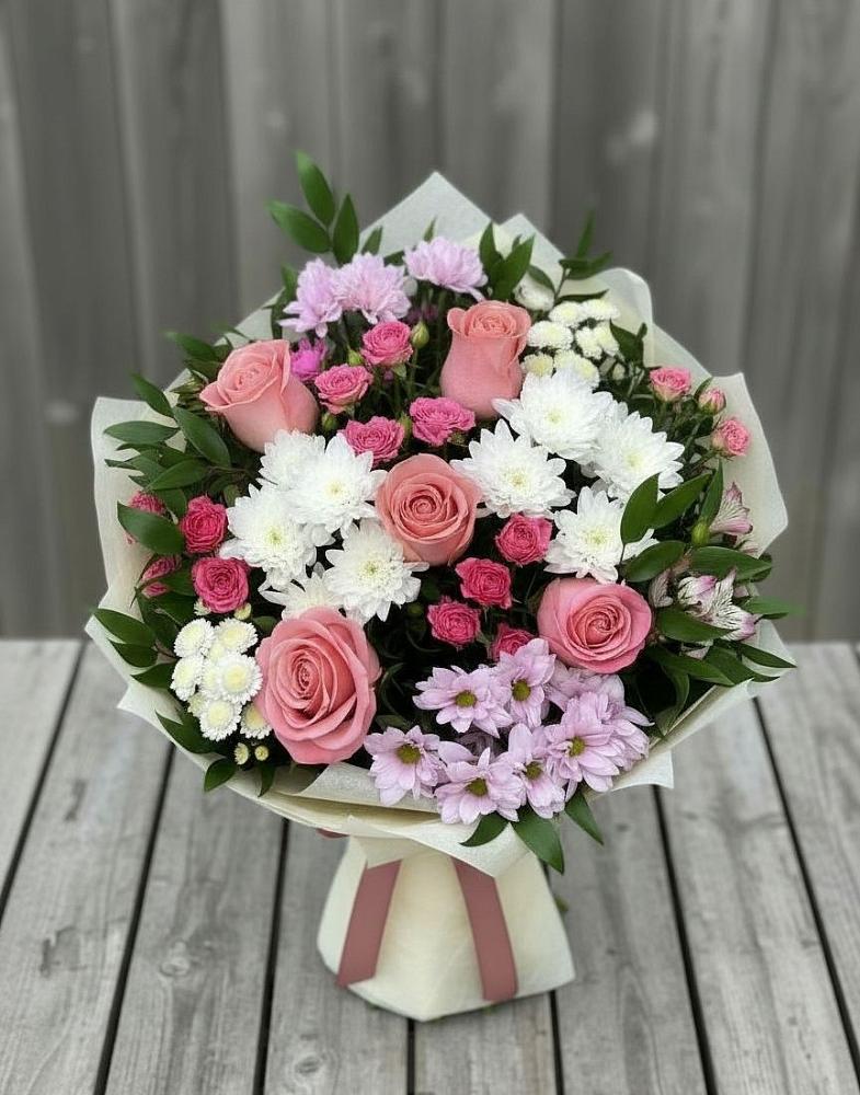 Букет цветов из: Альстромерии, Гвоздики, Розы и Хризантемы в Архипо-Осиповка