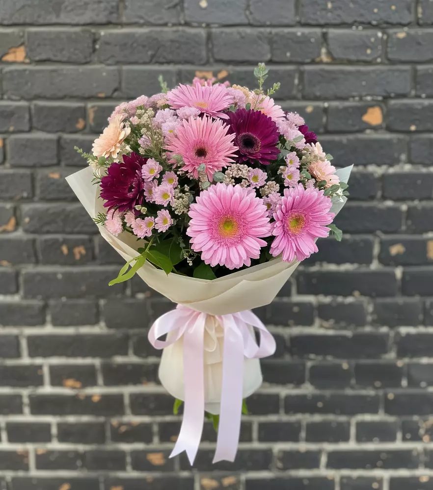 Букет цветов из: Герберы и Хризантемы в Архипо-Осиповка