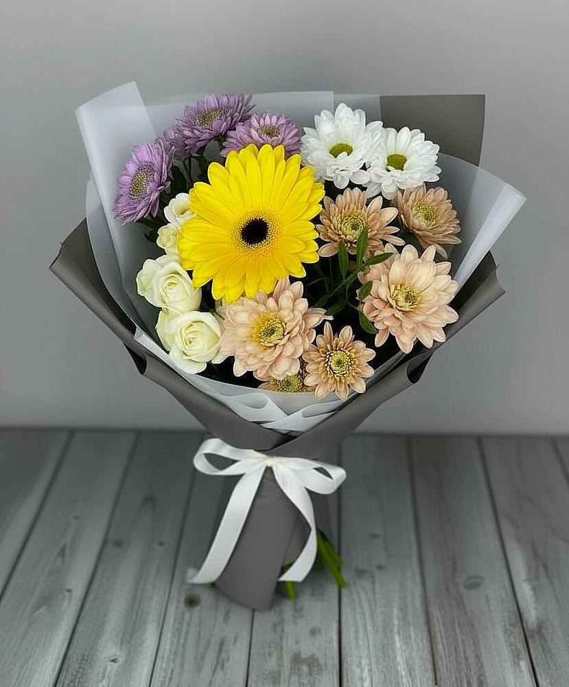 Букет цветов из: Розы, Герберы и Хризантемы в Архипо-Осиповка