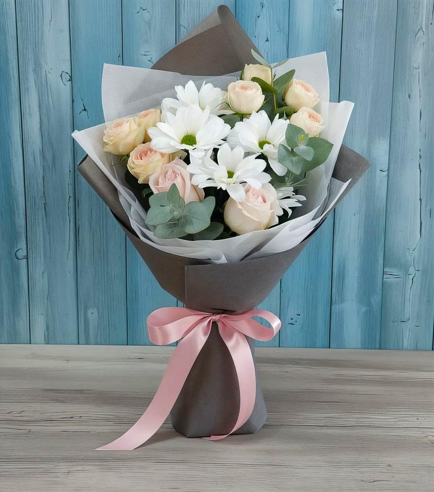 Букет цветов из: Хризантемы и Розы в Архипо-Осиповка