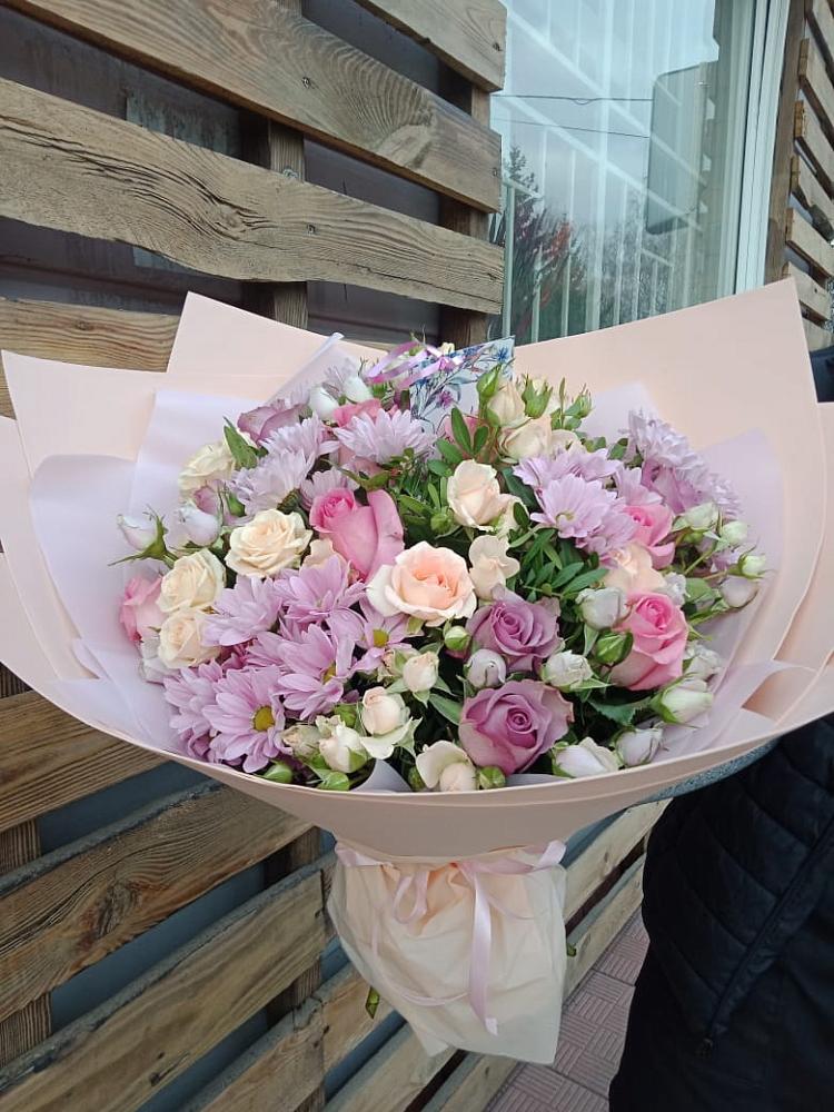 Букет цветов из: Розы и Хризантемы в Архипо-Осиповка