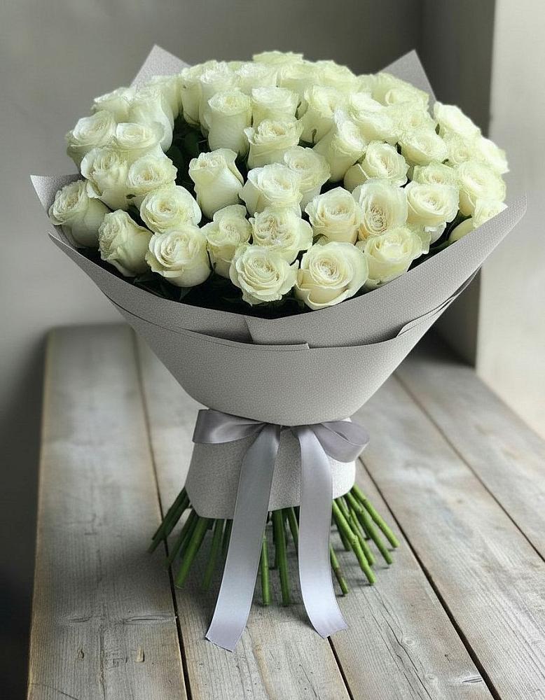Букет 35 Белых роз в Архипо-Осиповка