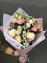Букет цветов из:  Альстромерии, Розы и Лизиантусы #REPLACE_PRED# Архипо-Осиповка