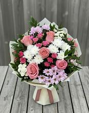 Букет цветов из:  Альстромерии, Гвоздики, Розы и Хризантемы в Архипо-Осиповка