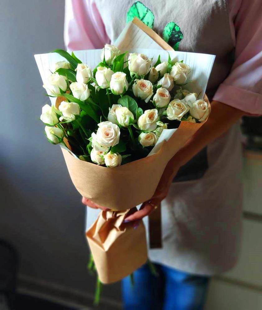 Букет цветов из: Розы в Архипо-Осиповка