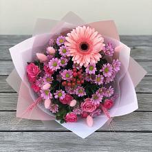 Букет цветов из:  Розы, Герберы и Хризантемы в Архипо-Осиповка