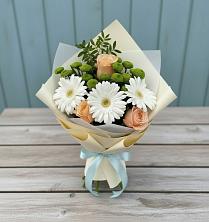 Букет цветов из:  Герберы, Розы и Хризантемы в Архипо-Осиповка