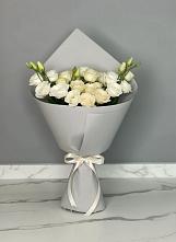 Букет цветов из:  Розы и Лизиантусы в Архипо-Осиповка